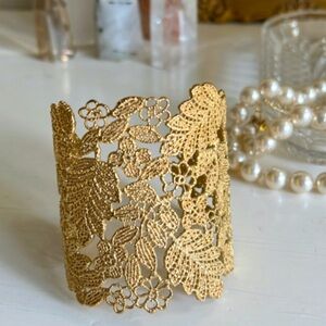 Art Nouveau Vintage Style Cuff Bracelet